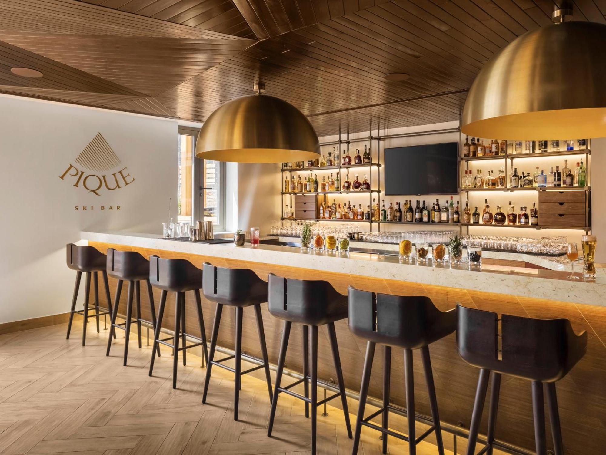 Viceroy Kopaonik Serbia المظهر الخارجي الصورة The bar at the new lounge